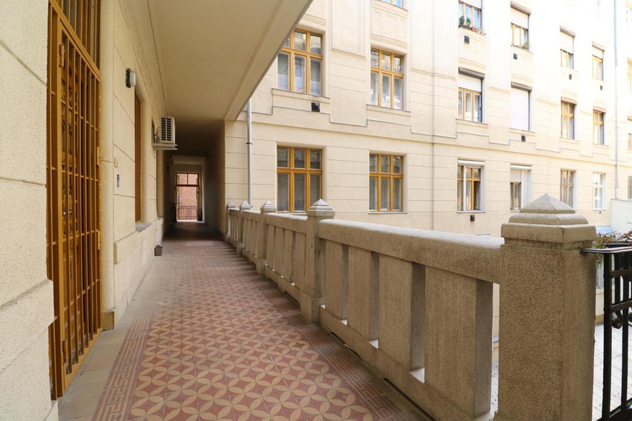 Broadway Downtown Deluxe Budapest Extérieur photo
