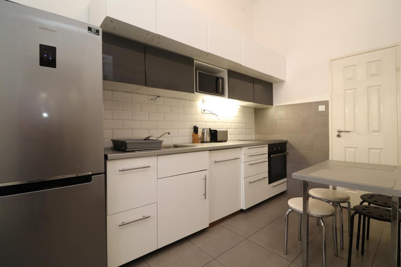 Broadway Downtown Deluxe Budapest Extérieur photo
